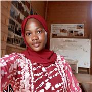 Titulaire d'un master 2 en géographie, j'ai un bon niveau de langue qui me permet de dispenser des cours de français